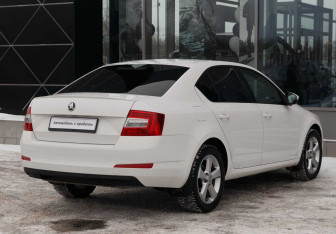 Подержанный автомобиль Skoda Octavia Wagon 2013 года (5 фото)
