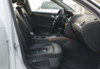 Подержанный автомобиль Audi A4 Sedan 2014 года (19 фото)