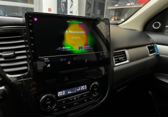 Подержанный автомобиль Mitsubishi Outlander 2013 года (11 фото)