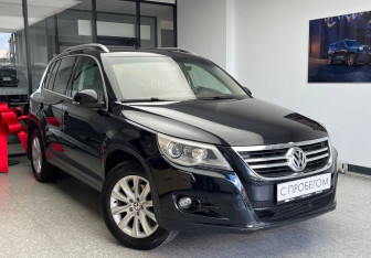 Подержанный автомобиль Volkswagen Tiguan 2008 года (3 фото)