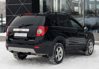 Подержанный автомобиль Chevrolet Captiva 2007 года (5 фото)