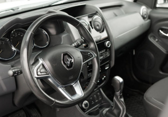 Подержанный автомобиль Renault Duster 2020 года (11 фото)