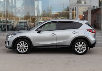 Подержанный автомобиль Mazda CX-5 2013 года (8 фото)