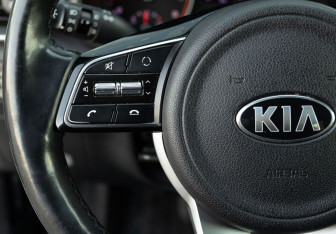 Подержанный автомобиль Kia Sportage 2019 года (12 фото)