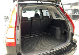 Подержанный автомобиль Honda CR-V 2008 года (8 фото)