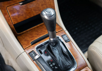 Подержанный автомобиль Honda Accord Sedan 2005 года (15 фото)