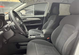 Подержанный автомобиль Haval M6 2023 года (8 фото)