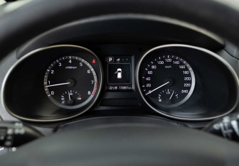 Подержанный автомобиль Hyundai Santa Fe 2016 года (13 фото)