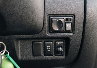 Подержанный автомобиль Nissan March Hatchback 2018 года (16 фото)