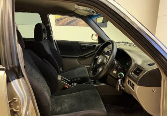 Подержанный автомобиль Subaru Forester Wagon 2000 года (9 фото)