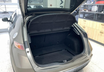 Подержанный автомобиль Honda Civic Hatchback 2007 года (8 фото)