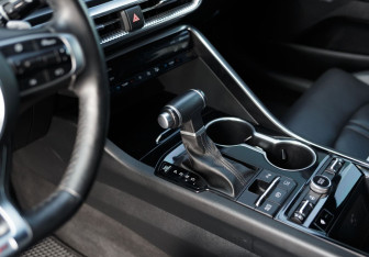 Подержанный автомобиль Kia K5 2021 года (15 фото)