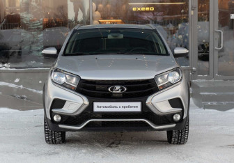 Подержанный автомобиль LADA (ВАЗ) XRAY 2020 года (2 фото)