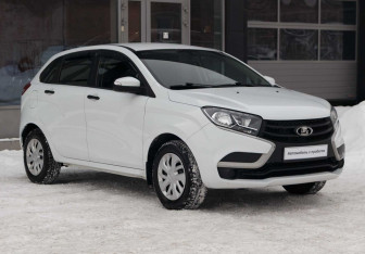 Подержанный автомобиль LADA (ВАЗ) XRAY 2019 года (3 фото)