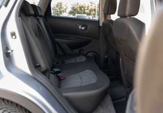 Подержанный автомобиль Nissan Qashqai 2011 года (17 фото)