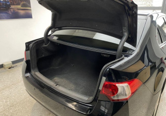 Подержанный автомобиль Honda Accord Sedan 2008 года (7 фото)