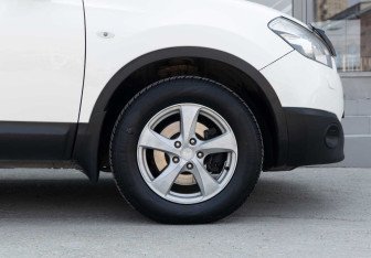 Подержанный автомобиль Nissan Qashqai 2011 года (9 фото)