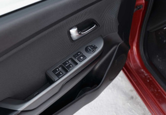 Подержанный автомобиль Kia Rio Sedan 2017 года (16 фото)