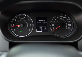 Подержанный автомобиль Renault Arkana 2021 года (13 фото)