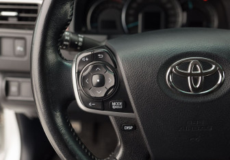 Подержанный автомобиль Toyota Camry Sedan 2014 года (12 фото)