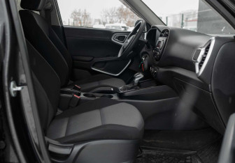 Подержанный автомобиль Kia Soul 2020 года (18 фото)
