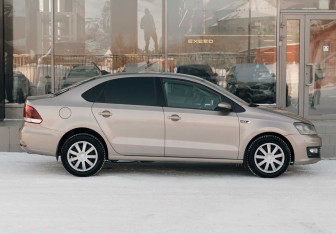 Подержанный автомобиль Volkswagen Polo Sedan 2019 года (4 фото)