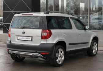 Подержанный автомобиль Skoda Yeti 2013 года (5 фото)