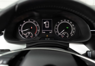 Подержанный автомобиль Skoda Rapid Liftback 2020 года (13 фото)