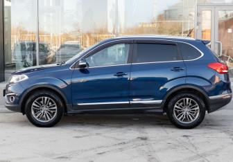 Подержанный автомобиль Chery Tiggo 5 2018 года (8 фото)