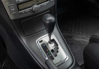 Подержанный автомобиль Toyota Avensis Sedan 2007 года (15 фото)