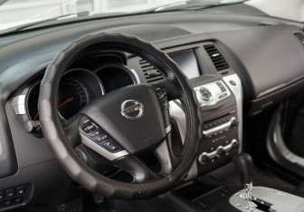 Подержанный автомобиль Nissan Murano Suv 2010 года (11 фото)