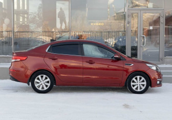 Подержанный автомобиль Kia Rio Sedan 2017 года (4 фото)
