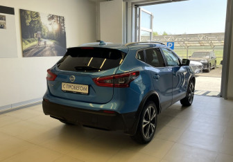 Подержанный автомобиль Nissan Qashqai 2020 года (4 фото)