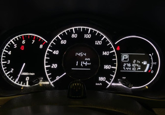 Подержанный автомобиль Nissan Note 2013 года (5 фото)