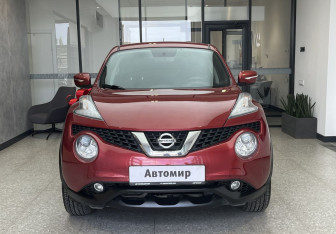 Подержанный автомобиль Nissan Juke 2014 года (2 фото)