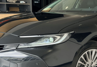 Подержанный автомобиль Toyota Camry Sedan 2024 года (2 фото)