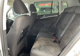 Подержанный автомобиль Volkswagen Tiguan 2012 года (10 фото)