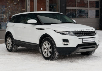 Подержанный автомобиль Land Rover Range Rover Evoque 2012 года (3 фото)