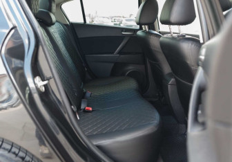 Подержанный автомобиль Mazda 3 Sedan 2009 года (18 фото)