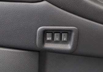 Подержанный автомобиль Nissan Murano Suv 2010 года (20 фото)