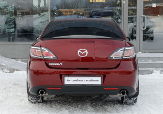 Подержанный автомобиль Mazda 6 Sedan 2011 года (6 фото)