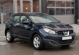 Подержанный автомобиль Nissan Qashqai 2010 года (3 фото)