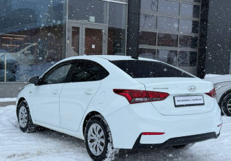 Подержанный автомобиль Hyundai Solaris Sedan 2018 года (7 фото)