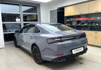 Подержанный автомобиль Geely Preface 2024 года (7 фото)