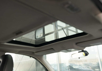 Подержанный автомобиль Nissan X-Trail 2008 года (19 фото)