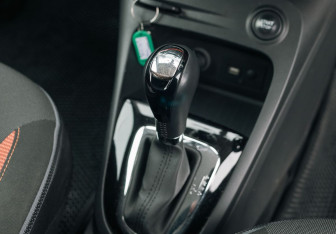 Подержанный автомобиль Renault Captur 2013 года (14 фото)