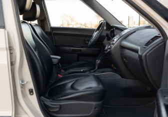 Подержанный автомобиль Kia Soul 2011 года (18 фото)