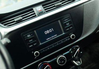 Подержанный автомобиль Kia Rio Sedan 2021 года (14 фото)