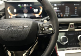 Подержанный автомобиль Exeed TXL 2023 года (16 фото)