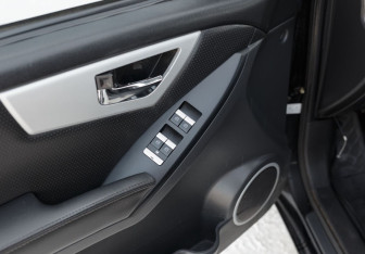 Подержанный автомобиль Lifan X60 2014 года (15 фото)